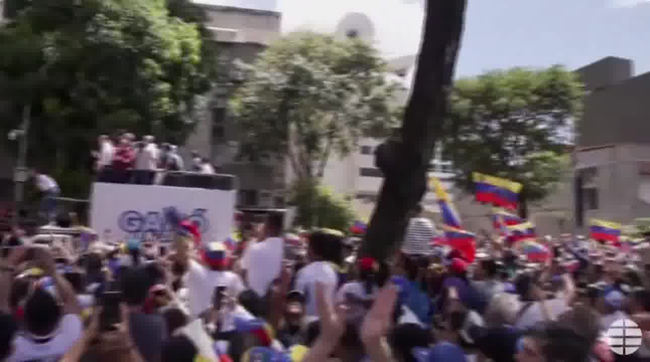 María Corina Machado dans Las Mercedes : Nous sommes entrés dans l'histoire. Rendons hommage à chacun de ces Vénézuéliens qui ont été des héros. Quoi de plus noble que de devenir témoin et gardien de la souveraineté populaire