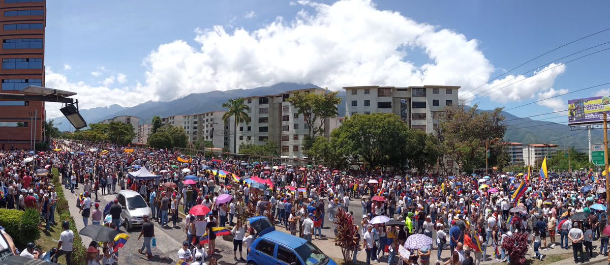 1:15 pm:Ciudad de Mérida.“Aún con miedo, aquí estamos”