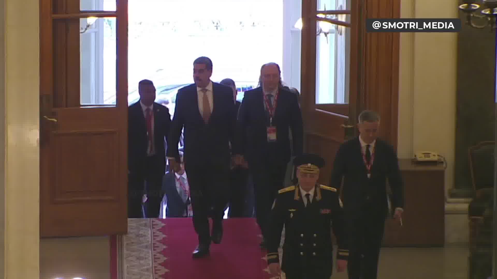 Maduro, Putin'le görüşmek üzere Kremlin'e geldi