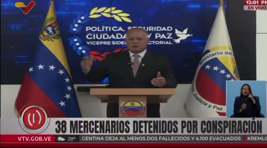 Diosdado Cabello, Kolombiya'dan Venezuela'ya tüm uçuşların askıya alındığını duyurdu ve oraya paralı askerlerin seyahat ettiğini iddia etti.