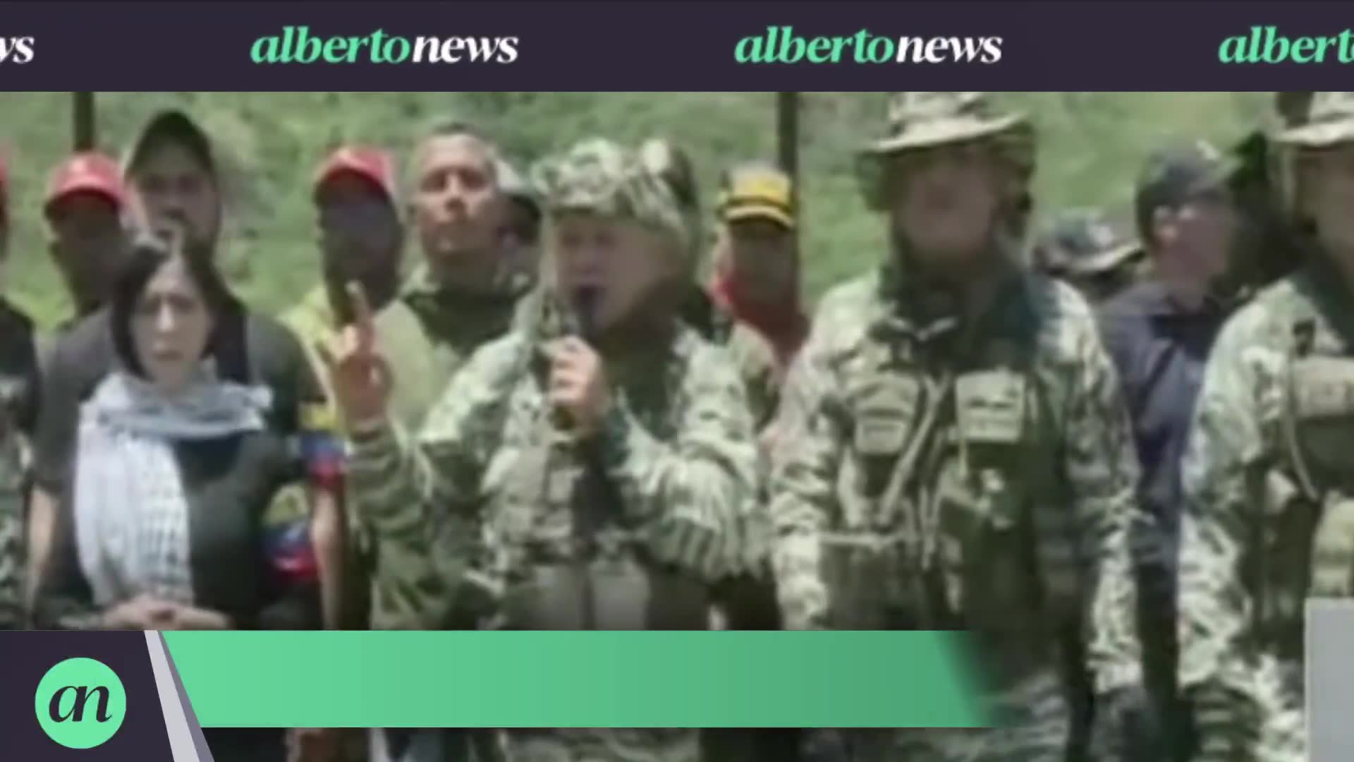 Diosdado Cabello in training with barracks: Anyone who attempts to attack our country is earning a 100-year war. Let them prepare for a 100-year war if they set foot here in Venezuela.