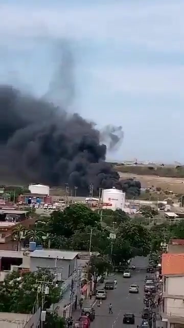 Aircraft crashes on Maiquetía Airport runway due to strong winds: weather conditions may have caused the incident