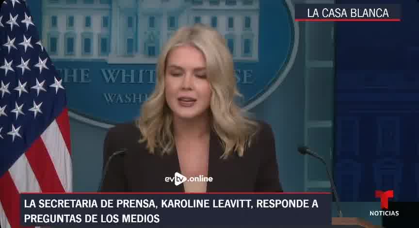 US Avoids Offering Details on Phase Two of Military Operation Against Drug Trafficking in the Caribbean The White House on Monday avoided offering details about the possible activation of a phase two of the US military deployment in the Caribbean Sea against drug cartels. During a press conference, presidential spokesperson Karoline Leavitt indicated that she would not go into details about the specific proposals of the president, but reiterated Washington's position regarding the Maduro regime. We have been clear: the Maduro regime is illegitimate. Trump has taken very strict measures to combat drug trafficking and prevent drugs from entering our country from Venezuela, Leavitt stressed. - @EVTVMiami