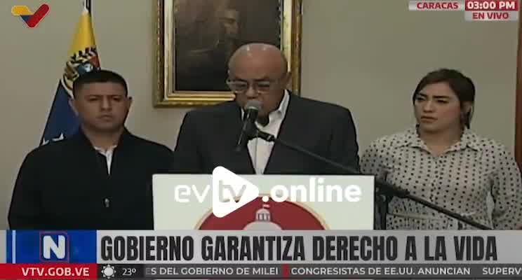 The president of the National Assembly, Jorge Rodríguez, said that the Attorney General's Office will be activated to support the families of Venezuelans killed in US attacks on drug boats in the Caribbean. He asserted that these families are receiving threats, without specifying from whom. In a press conference, Rodríguez also stated that investigations into cases related to Venezuela are only activated when CNN or The Washington Post publish a story, but today he announced an official investigation into the deaths in the Caribbean, two months after the first incident and following reports published by those same media outlets.