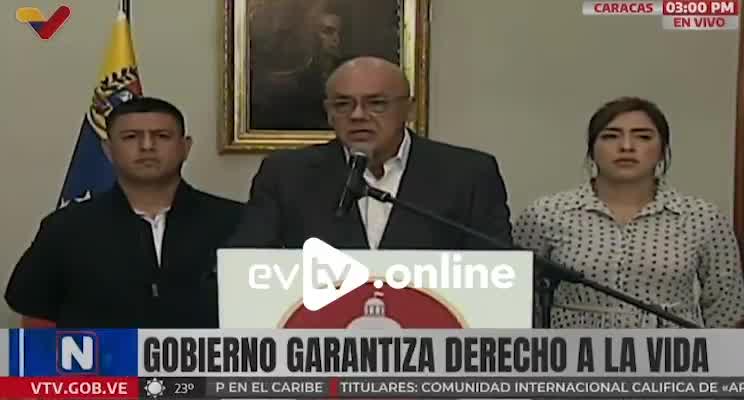 The president of the National Assembly, Jorge Rodríguez, said that the Attorney General's Office will be activated to support the families of Venezuelans killed in US attacks on drug boats in the Caribbean. He asserted that these families are receiving threats, without specifying from whom. In a press conference, Rodríguez also stated that investigations into cases related to Venezuela are only activated when CNN or The Washington Post publish a story, but today he announced an official investigation into the deaths in the Caribbean, two months after the first incident and following reports published by those same media outlets.