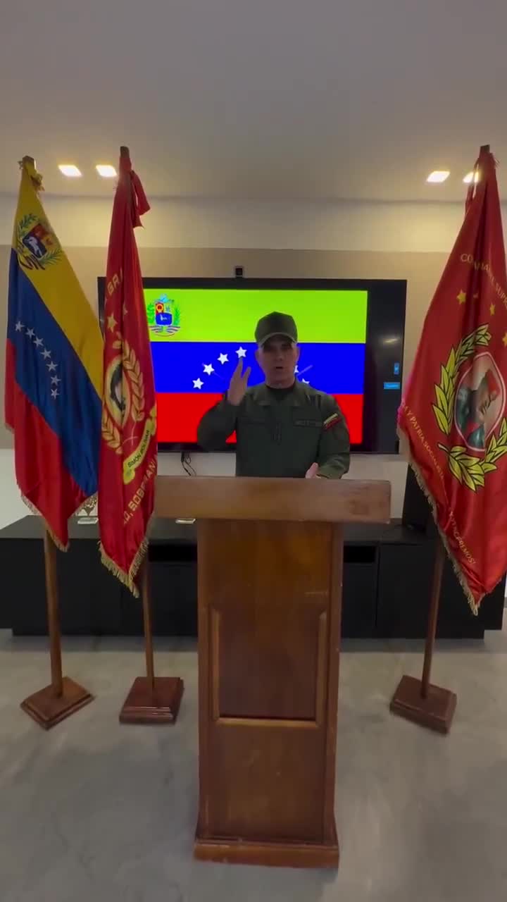 Defense Minister Padrino López, speaking from the Maduro regime, reports: - He reports a US bombing in Caracas, La Guaira, and Aragua. - He accuses the US of being responsible.