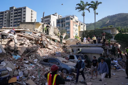Death toll from the devastating earthquakes in Venezuela surges to 920 A national tragedy of horrific proportions. Tens of thousands are still missing  